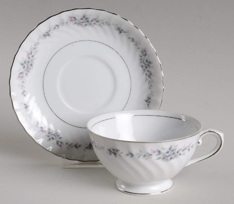 Pierette Footed Cup & Saucer Set by Nagoya Shokai-1