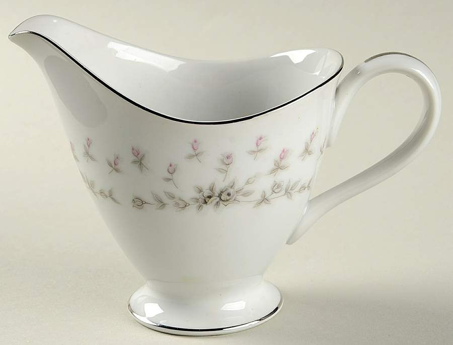 Queen Anne Creamer by Nagoya Shokai-1