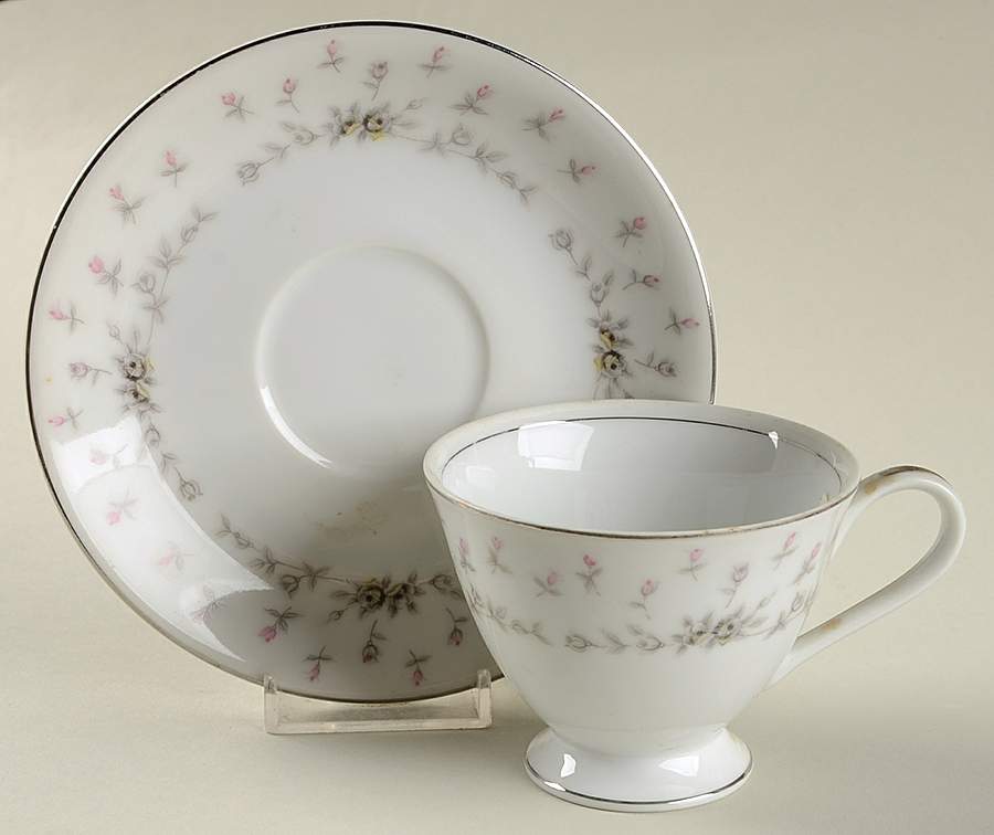 Queen Anne Footed Cup & Saucer Set by Nagoya Shokai-1