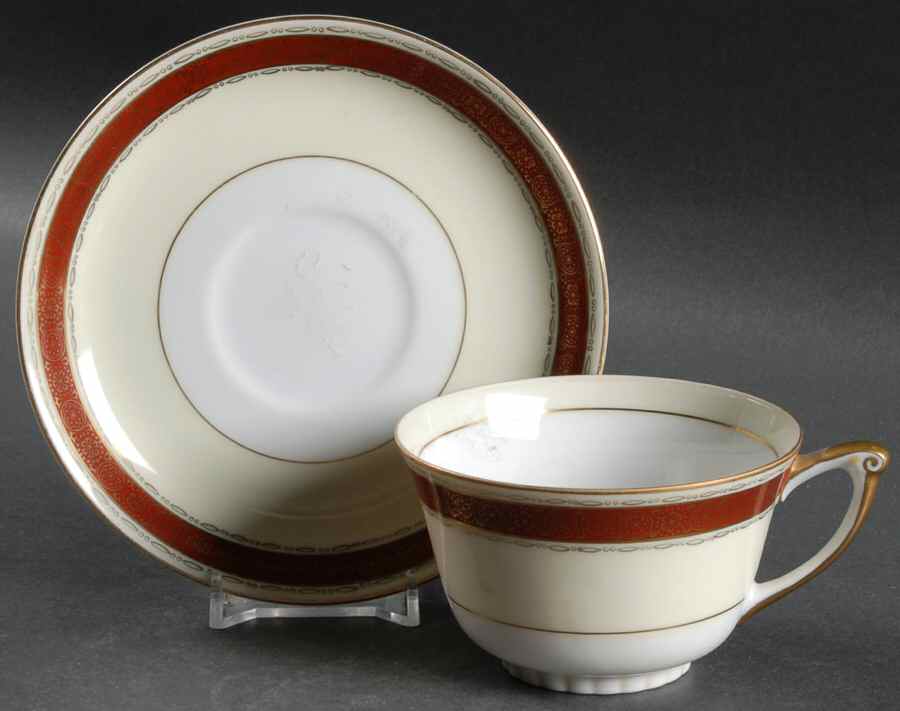 Corona Flat Cup & Saucer Set by Narumi-1