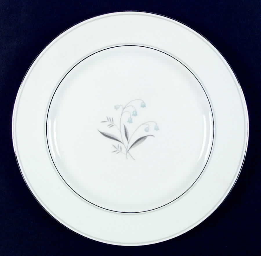 Esther Dinner Plate by Narumi-1