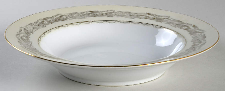 Golden Bantam Rim Soup Bowl by Narumi-1