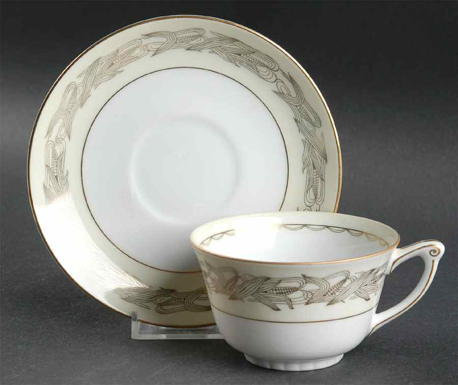 Golden Bantam Flat Cup & Saucer Set by Narumi-1