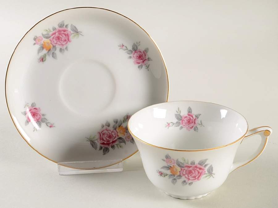 Hinsdale Flat Cup & Saucer Set by Narumi-1