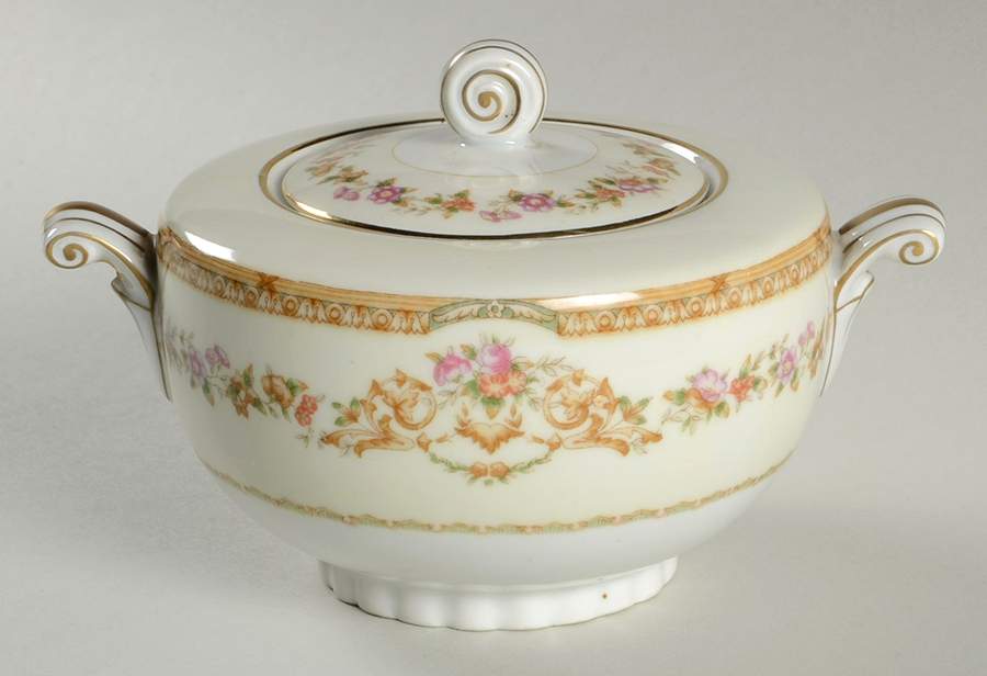 NAR24 Sugar Bowl & Lid by Narumi-1