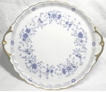 Hello Kitty Handled Cake Plate by Narumi-1