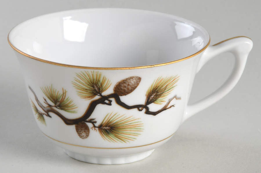 Shasta Pine White Footed Cup by Narumi-1