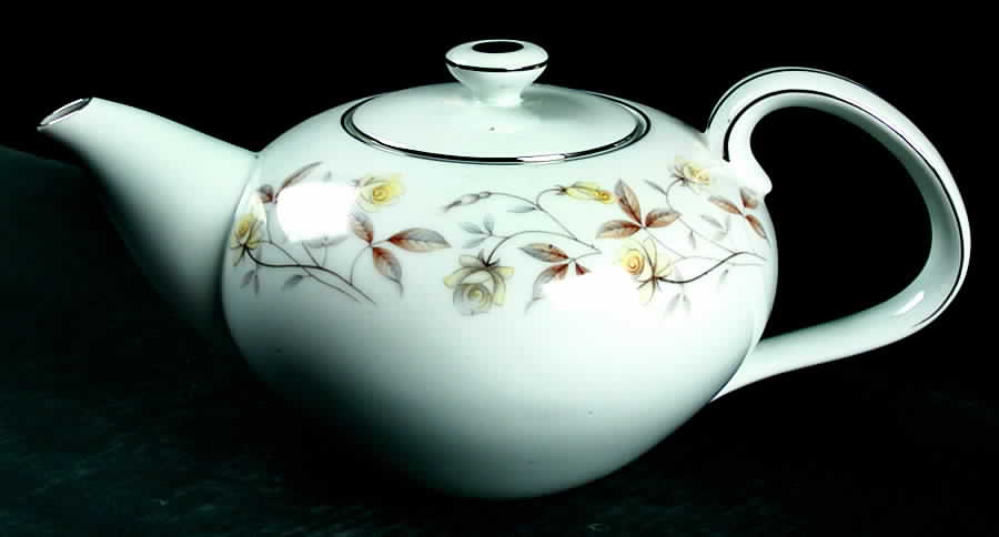 Sonata (No #) Teapot & Lid by Narumi-1
