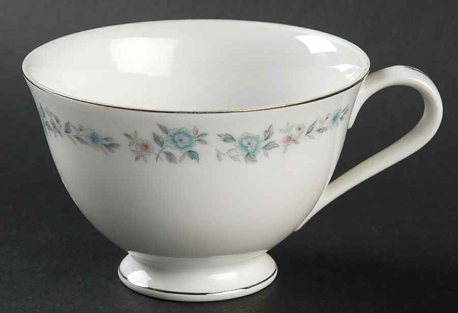 Belmont Footed Cup by Nasco (Japan)-1