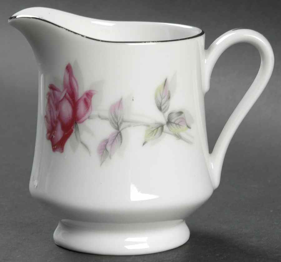 Rose Bramble Creamer by Nasco (Japan)-1
