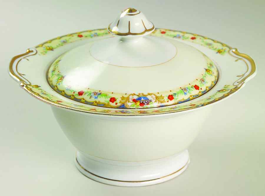 Canterbury Bells Sugar Bowl & Lid by National China-1