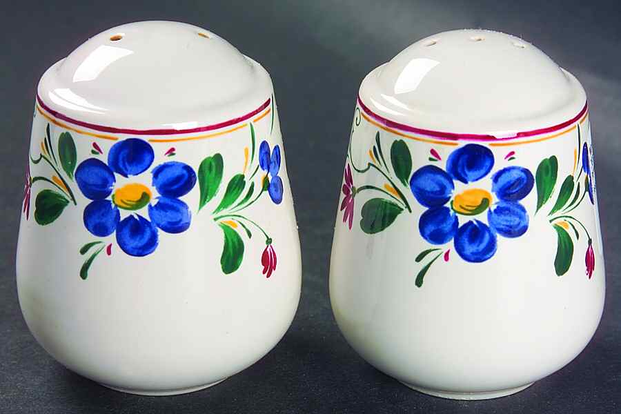 Francesca Salt & Pepper Set by Nancy Calhoun-1