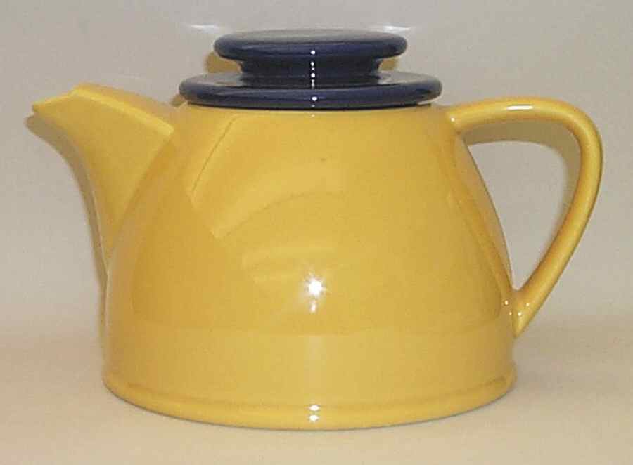 Fusions Honey Teapot & Lid by Nancy Calhoun-1