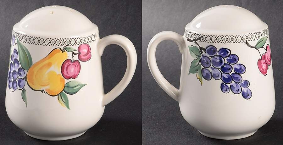 L'Amore Stove Top Pepper Shaker by Nancy Calhoun-1
