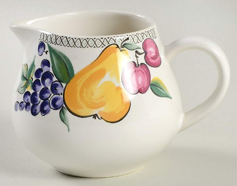 L'Amore Creamer by Nancy Calhoun-1