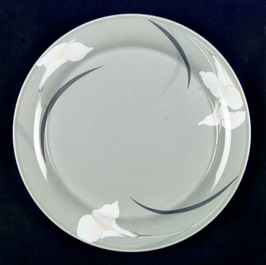 Selene Dinner Plate by Nancy Calhoun-1