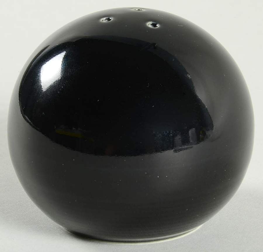 Solid Color Black Pepper Shaker by Nancy Calhoun-1
