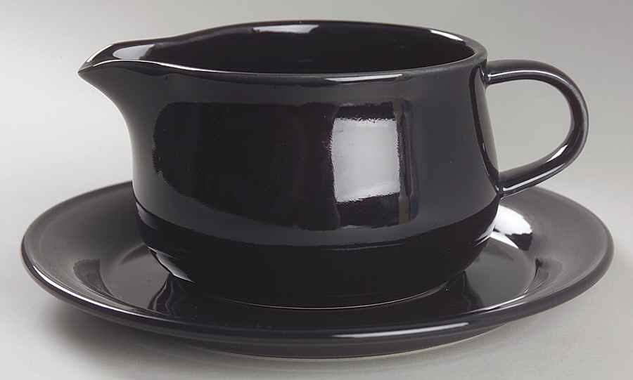 Solid Color Black Gravy Boat & Underplate by Nancy Calhoun-1