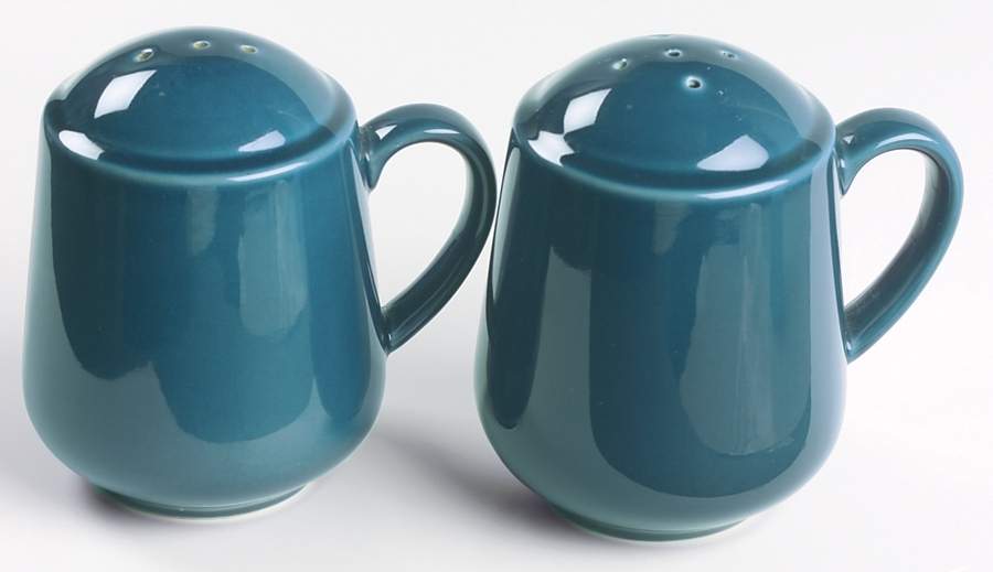 Solid Color Dark Blue Stove Top Salt & Pepper Set by Nancy Calhoun-1