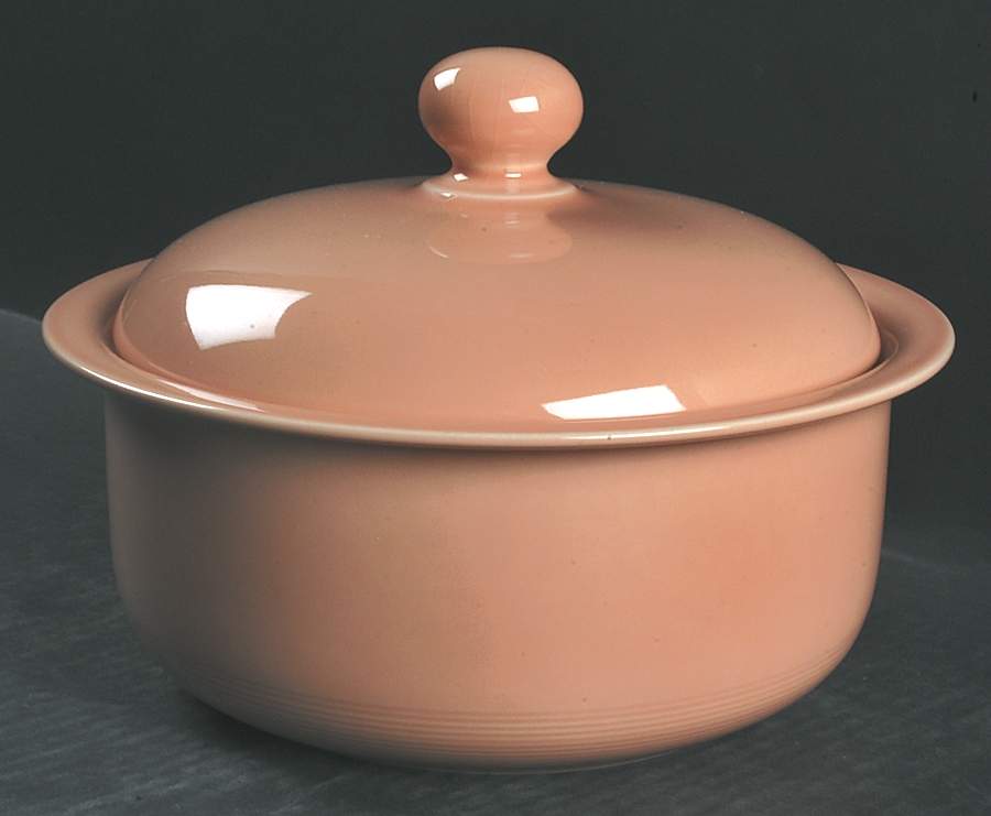 Solid Color Light Peach 2 Qt Round Covered Casserole by Nancy Calhoun-1