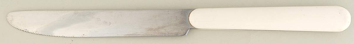 Solid Color Vanilla Small Dinner Knife by Nancy Calhoun-1