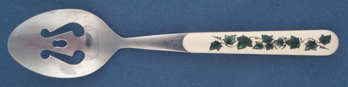 Vista Verde Pierced Tablespoon (Serving Spoon) by Nancy Calhoun-1