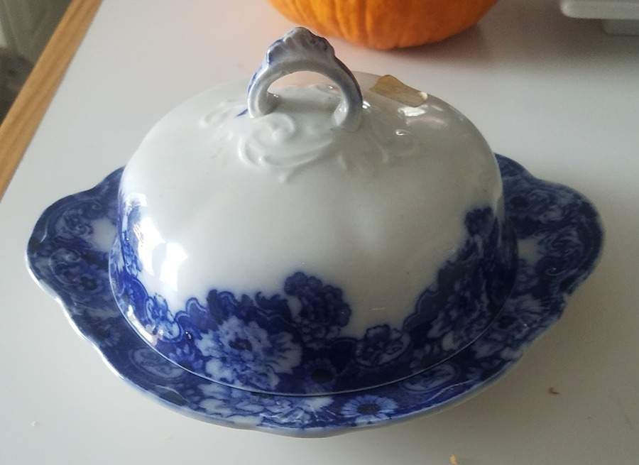 Cambridge (Flow Blue) Round Covered Butter by New Wharf-1