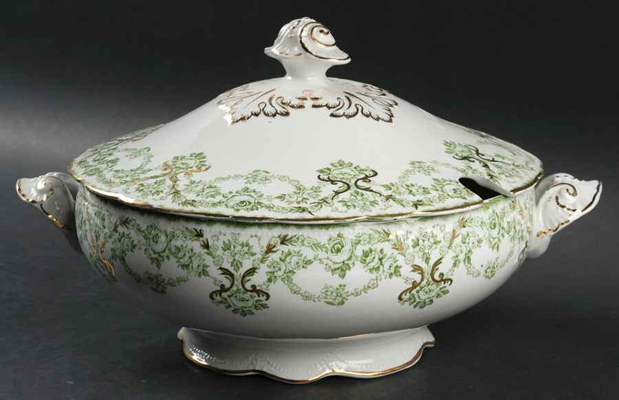 Duchess Tureen &  Lid by New Wharf-1