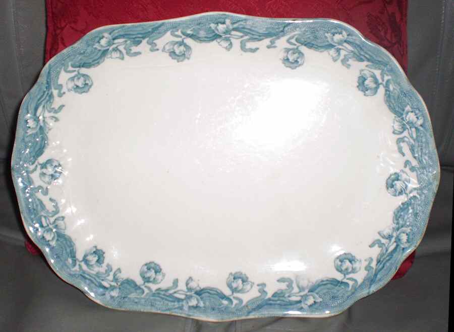 Geneva Green 14" Oval Serving Platter by New Wharf-1