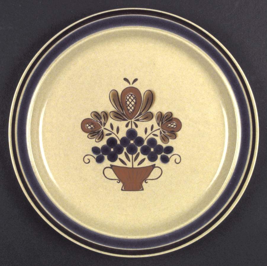 Coronet Dinner Plate by Newcor-1