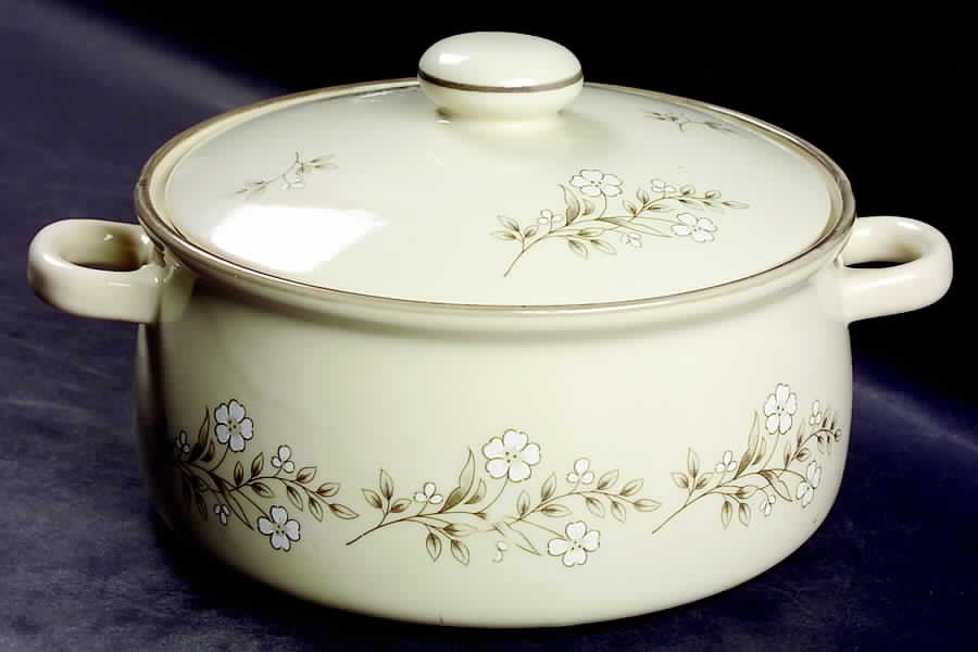 New Port 2 Qt Round Covered Casserole by Newcor-1