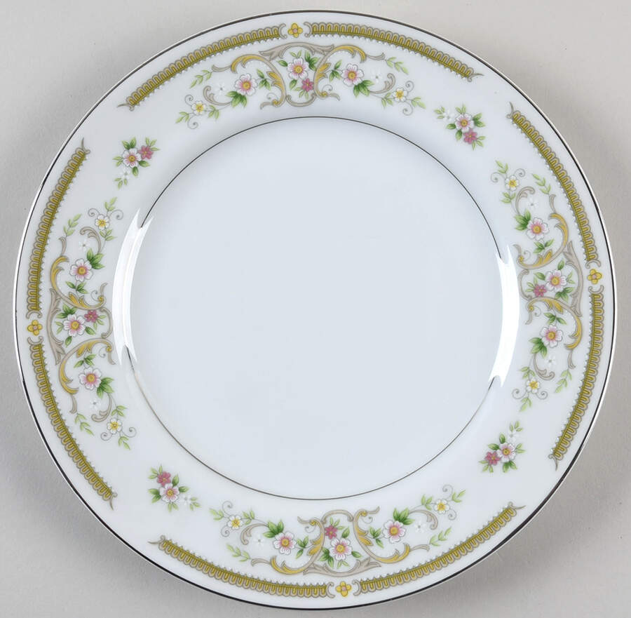 Dressy Salad Plate by Nichinan-1