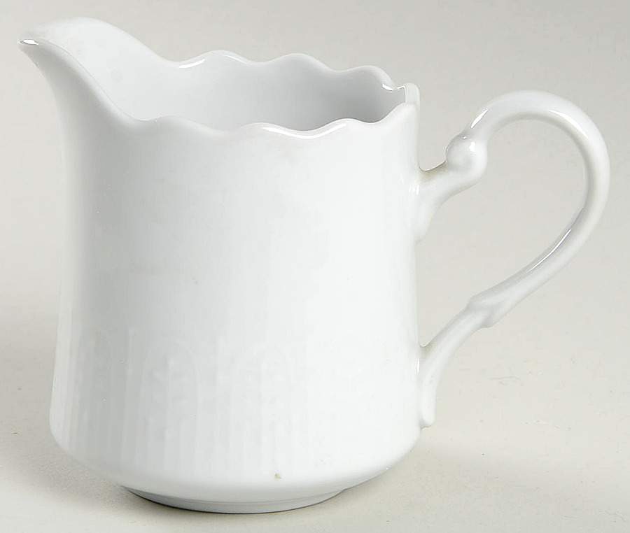 Paris White Creamer by Nichinan-1