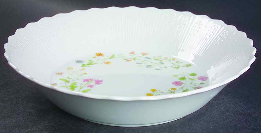 Petite Fleur 9" Round Vegetable Bowl by Nichinan-1