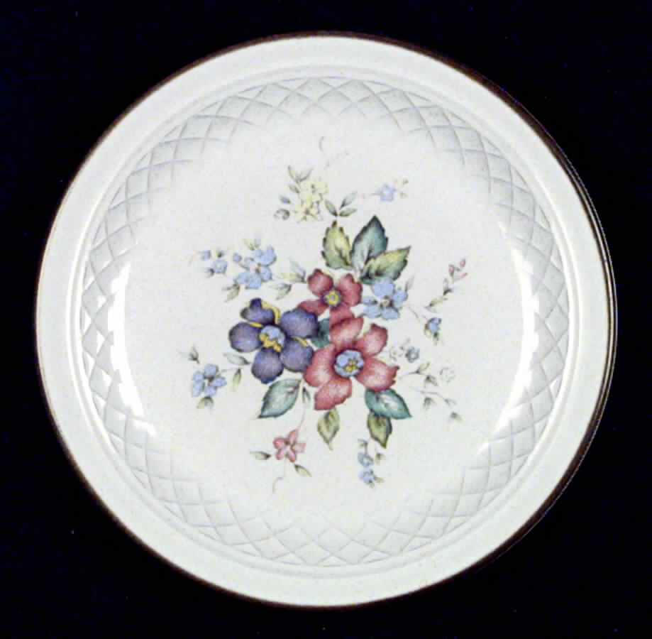 Amethyst Salad Plate by Nikko-1