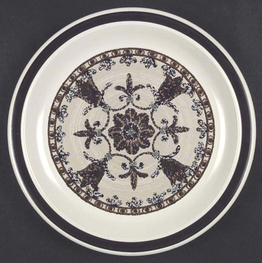 Antiqua Dinner Plate by Nikko-1