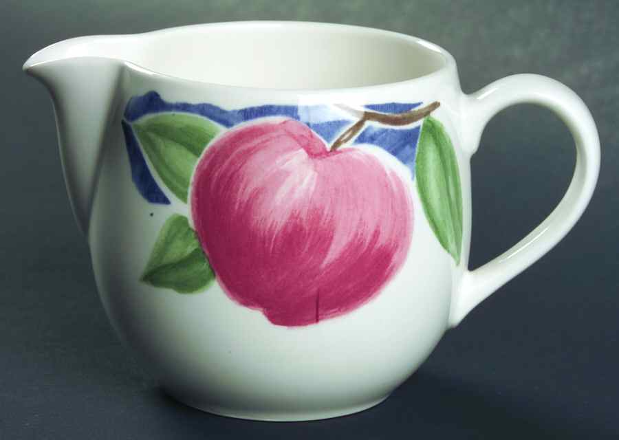 Appleby Creamer by Nikko-1