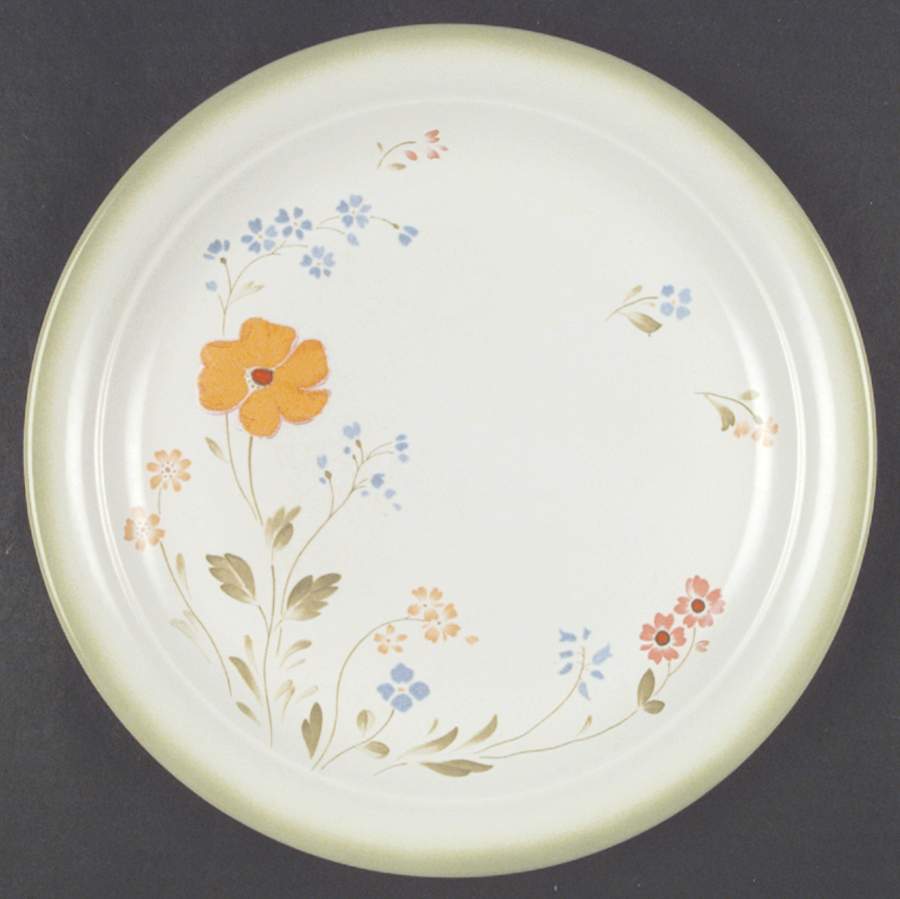 Apricot Dinner Plate by Nikko-1