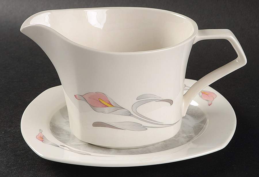 Athena Round Gravy Boat & Bread and Butter Stand by Nikko-1