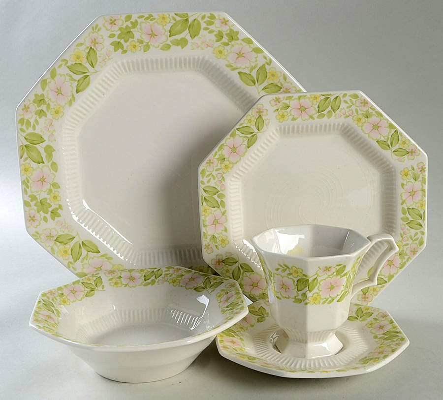 Aurora 5 Piece Place Setting by Nikko-1