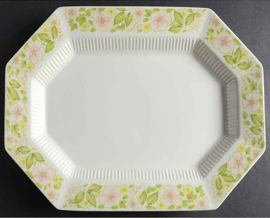 Aurora 13" Oval Serving Platter by Nikko-1