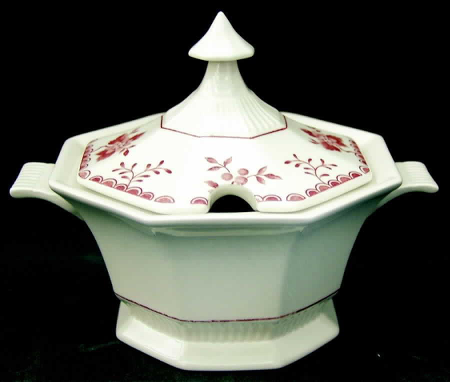 Bittersweet Sauce Boat & Lid by Nikko-1