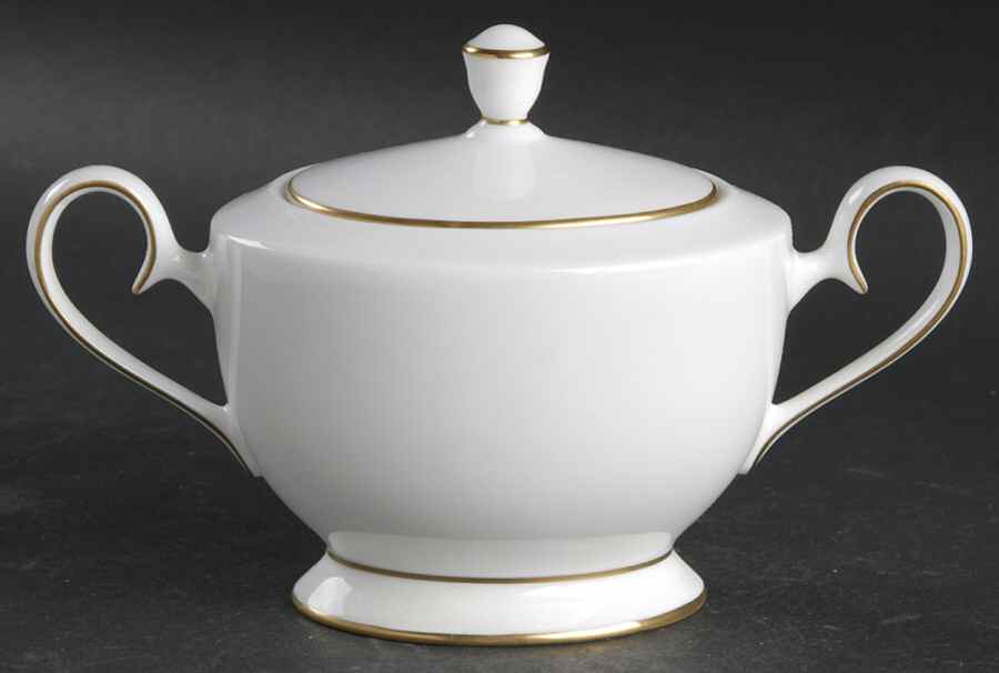 Blanc Pur Sugar Bowl & Lid by Nikko-1