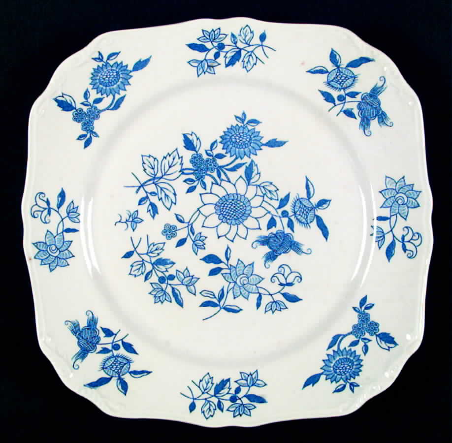 Bluebelle Dinner Plate by Nikko-1