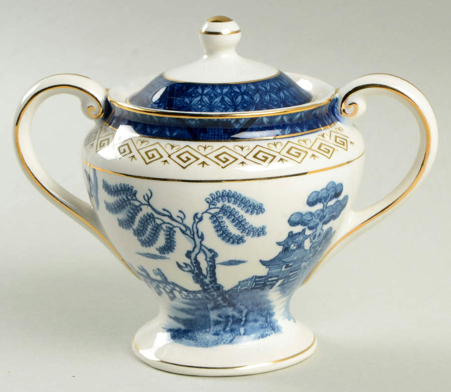 Blue Willow Mini Sugar Bowl & Lid by Nikko-1