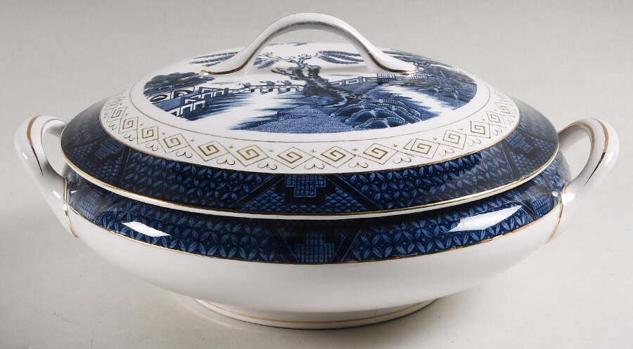 Blue Willow Round Covered Vegetable by Nikko-1