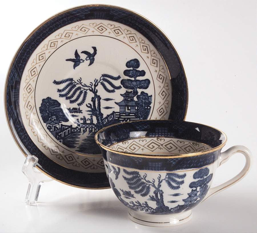 Blue Willow Footed Cup & Saucer Set by Nikko-1