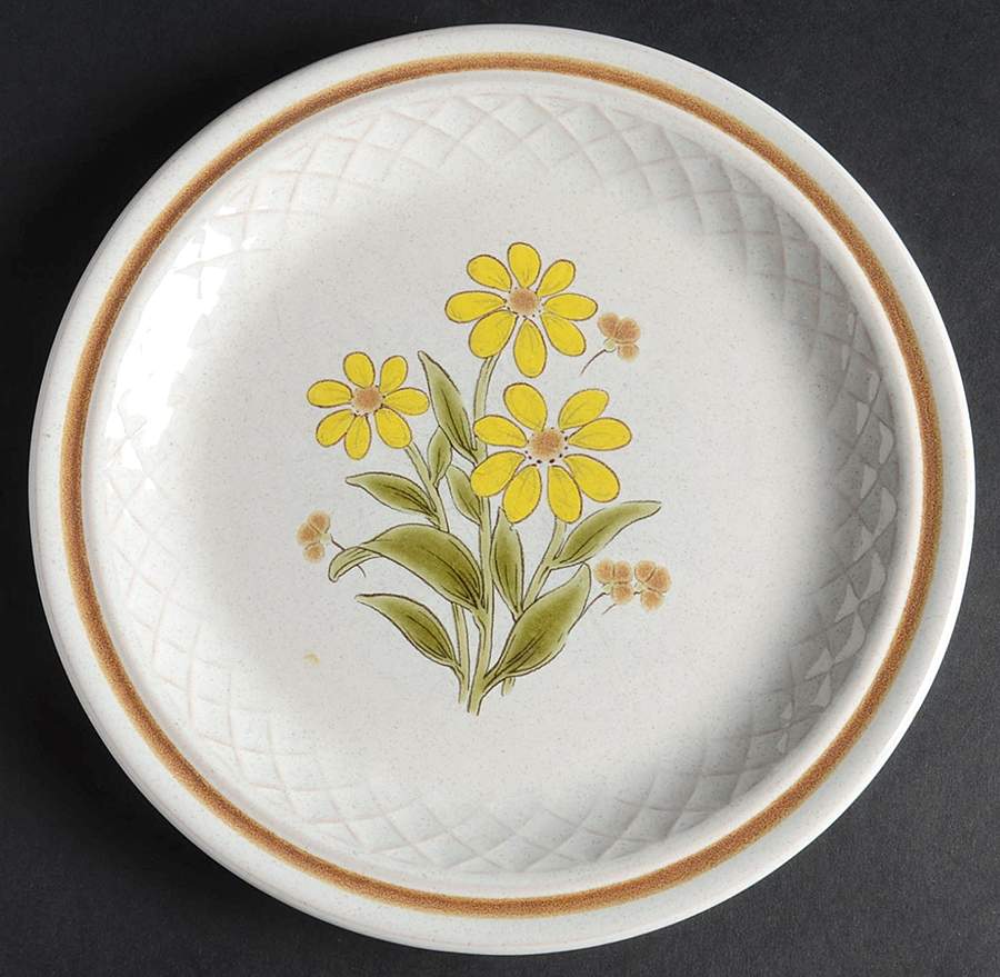 Canary Salad Plate by Nikko-1