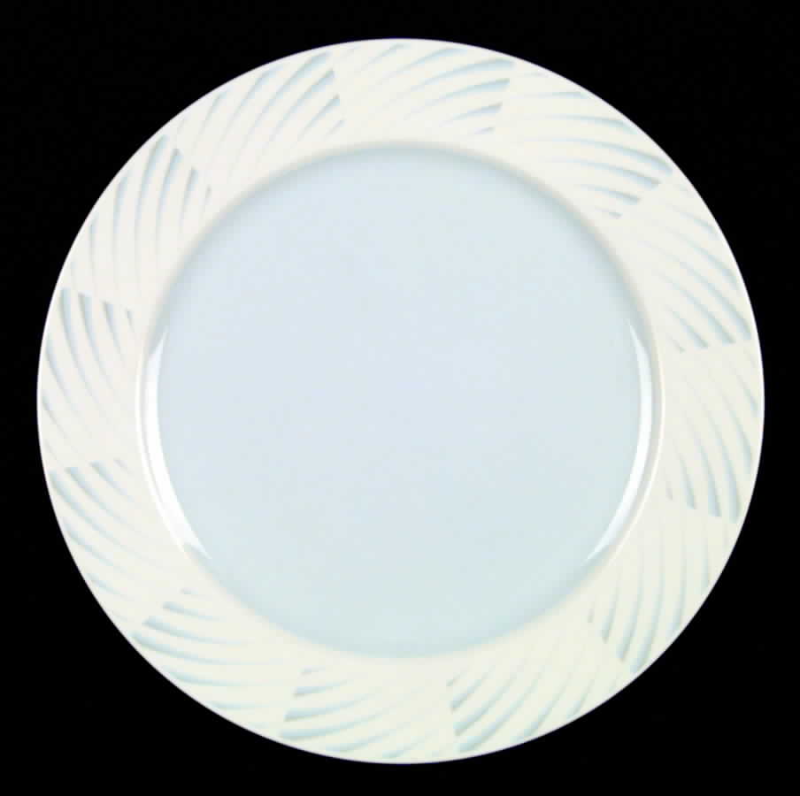 Cascade Dinner Plate by Nikko-1