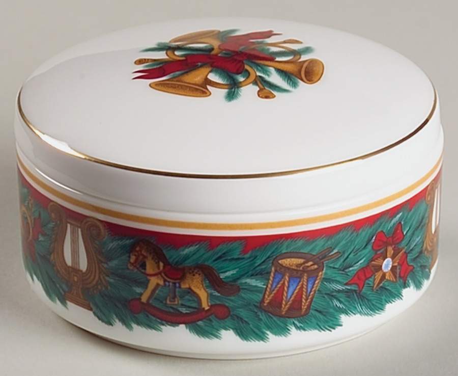 Christmas Tradition Bon Bon & Lid by Nikko-1